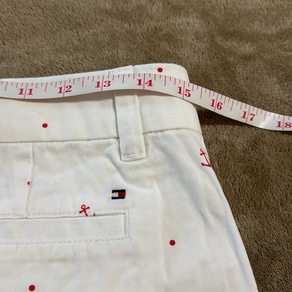 Tommy Hilfiger Women’s White Shorts Red Anchor Print - Picture 7 of 9